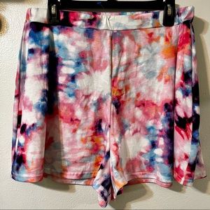 Boohoo tie dye shorts size 12